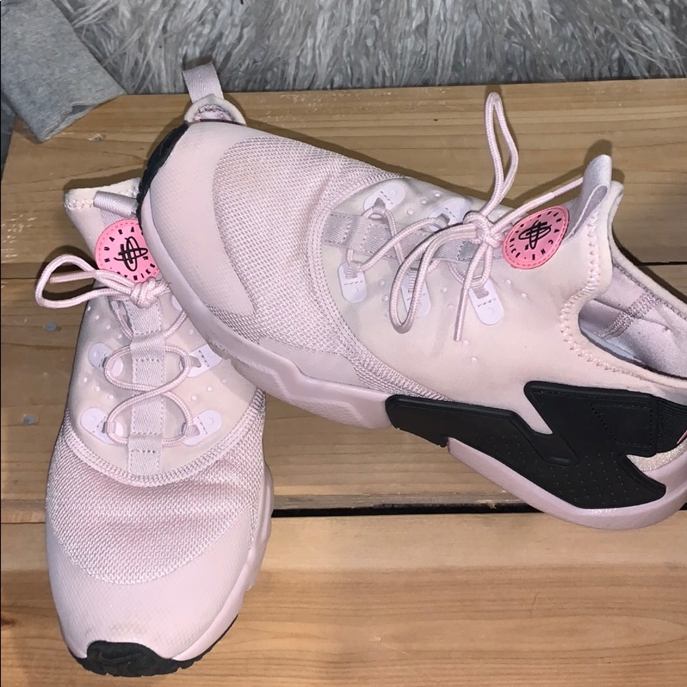 Nike Girls youth Huarache
